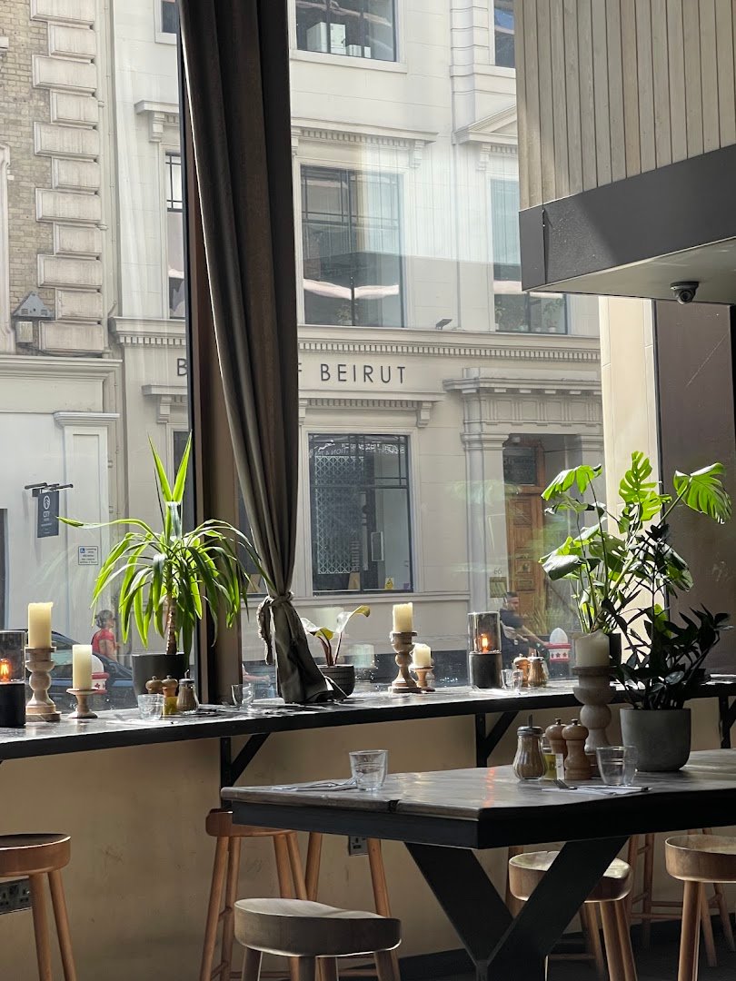 Caravan City specialty coffee shop in London - photo 9