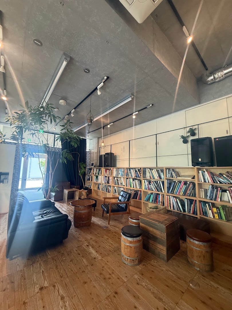 Interior of NOG COFFEE ROASTERS Shinagawa, specialty coffee shop in Tokyo
