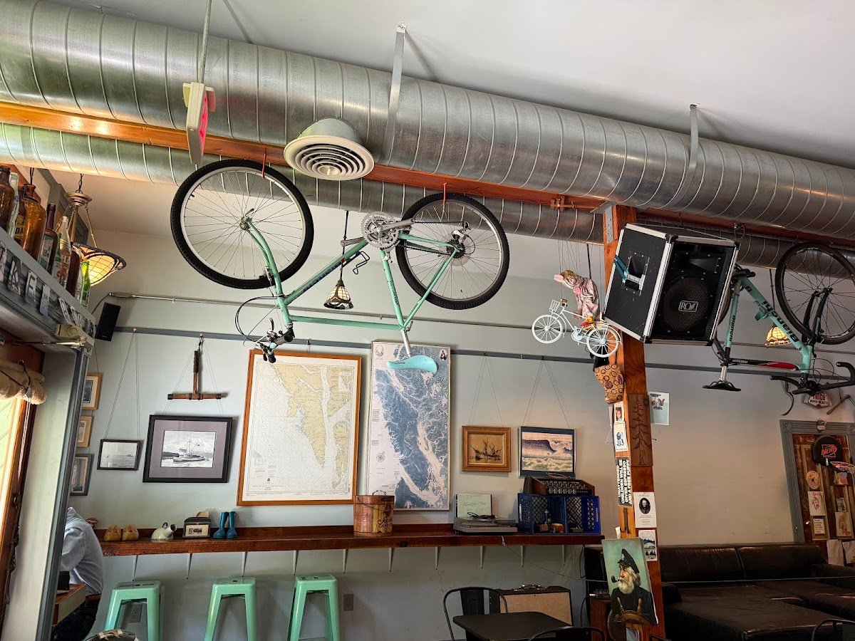 Oblique Coffee Roasters specialty coffee shop in Portland - photo 7