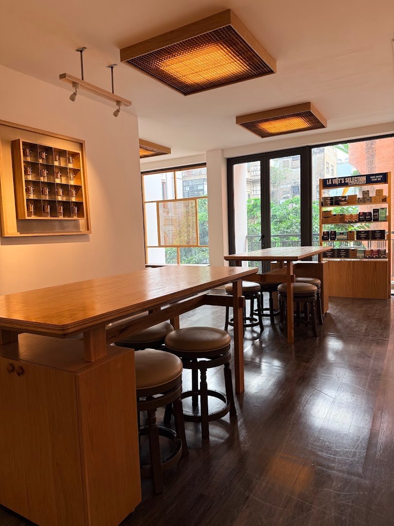 VIETNAM COFFEE EXPERIENCE by Là Việt Coffee specialty coffee shop in Ho Chi Minh City - photo 4