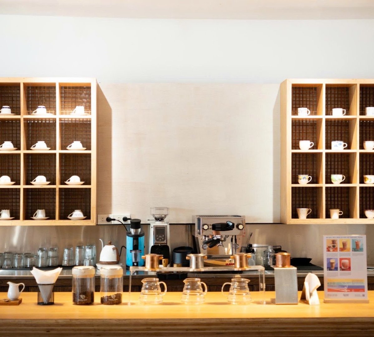 VIETNAM COFFEE EXPERIENCE by Là Việt Coffee specialty coffee shop in Ho Chi Minh City - photo 6