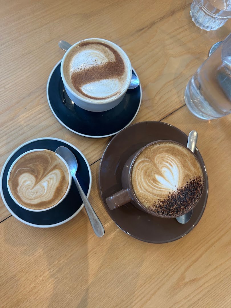 Benzin Cafe specialty coffee shop in Sydney - photo 3