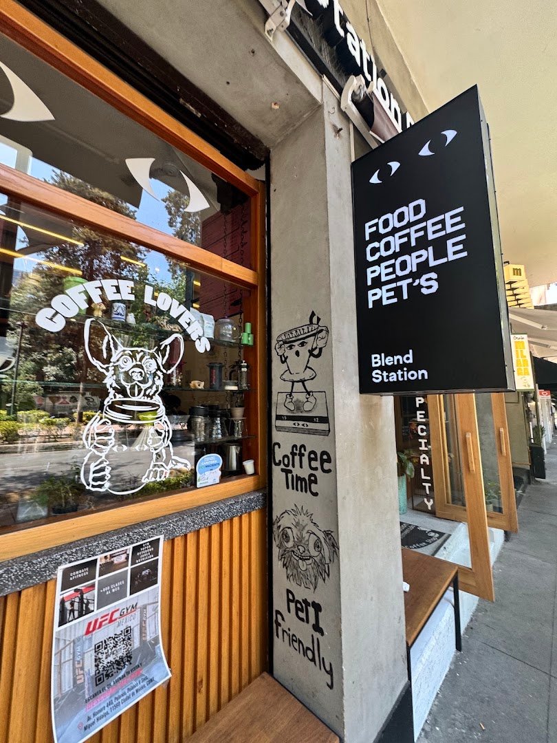 Storefront of Blend Station coffee shop, specialty coffee shop in Mexico City