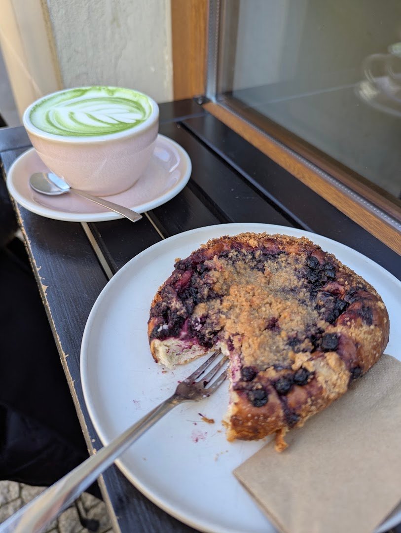 Coffee at cafē borzoi, specialty coffee shop in Prague