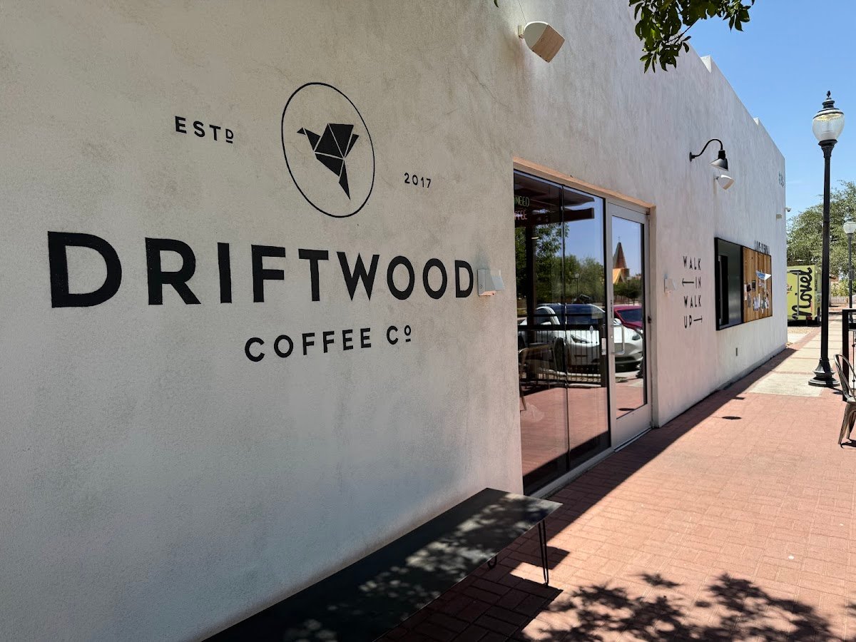 Driftwood Coffee Co. specialty coffee shop in Phoenix - photo 2