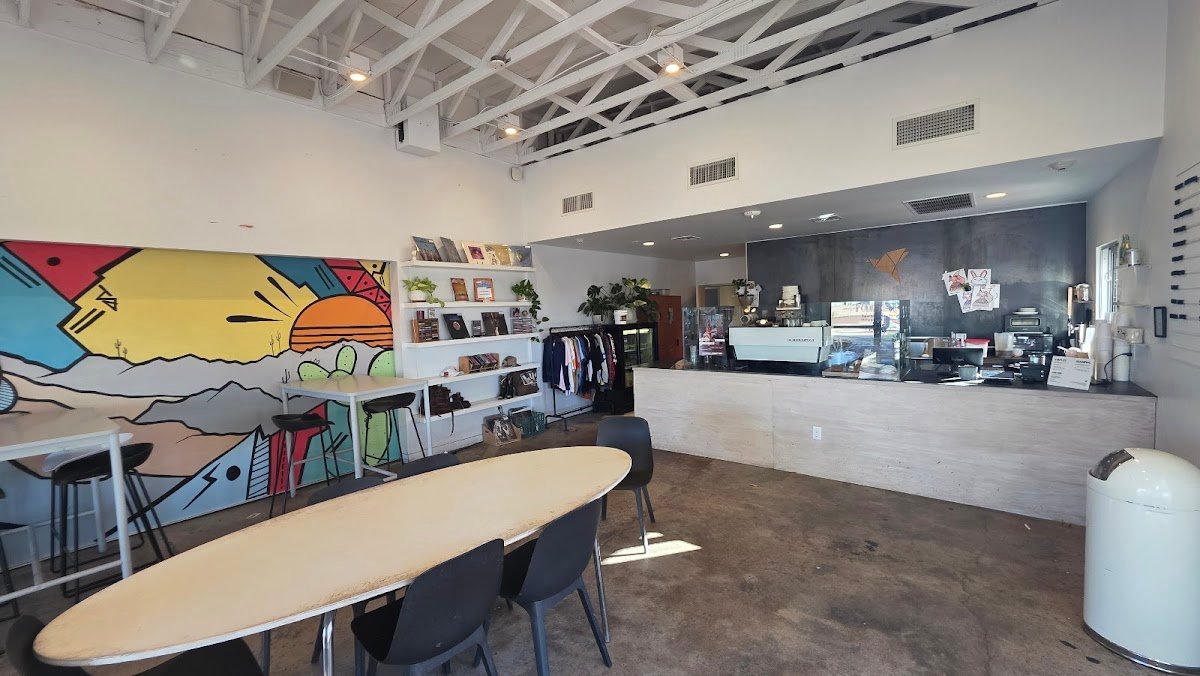 Driftwood Coffee Co. specialty coffee shop in Phoenix - photo 6