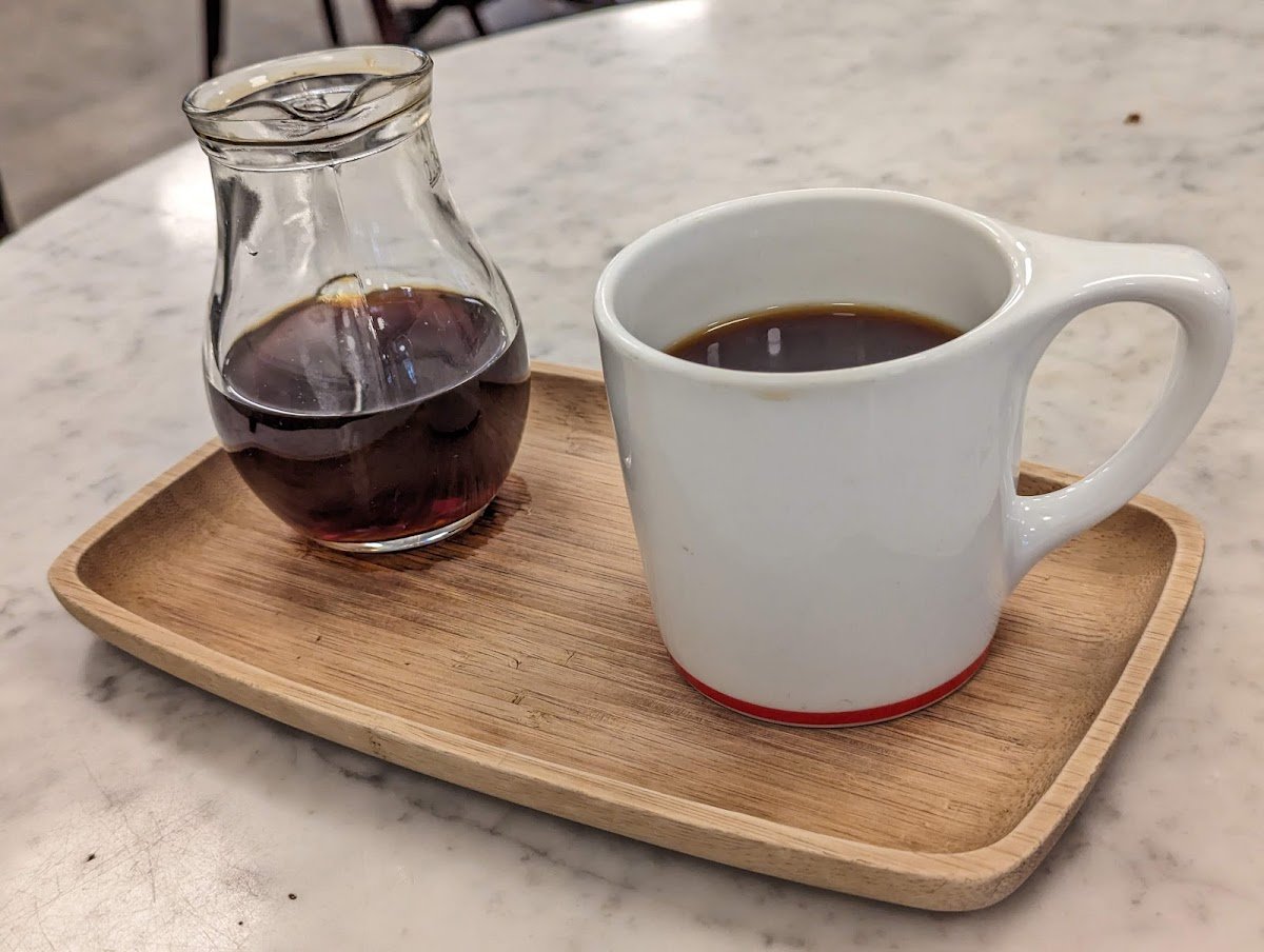 Intelligentsia Coffee Monadnock Coffeebar specialty coffee shop in Chicago - photo 7