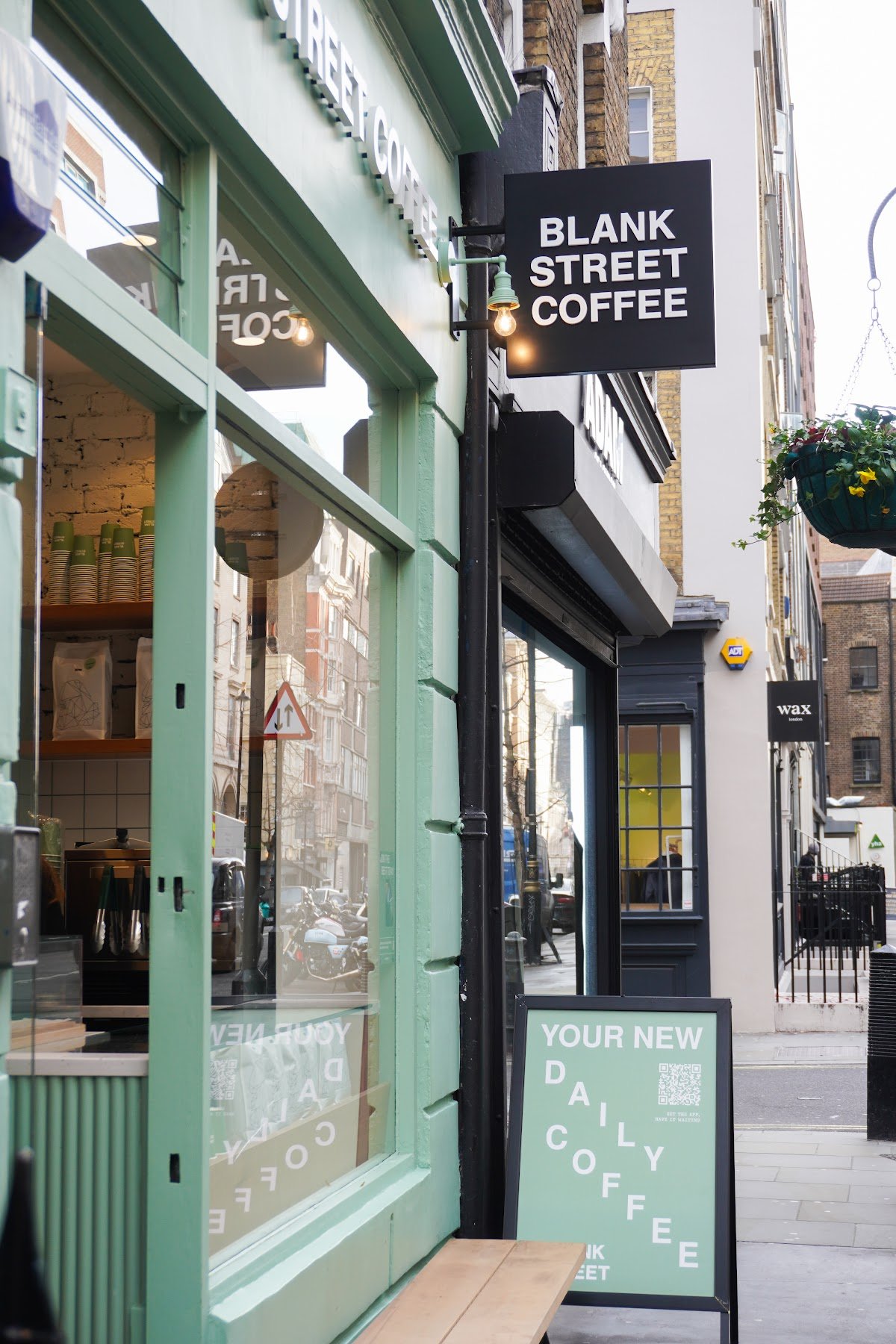 Blank Street specialty coffee shop in New York - photo 2