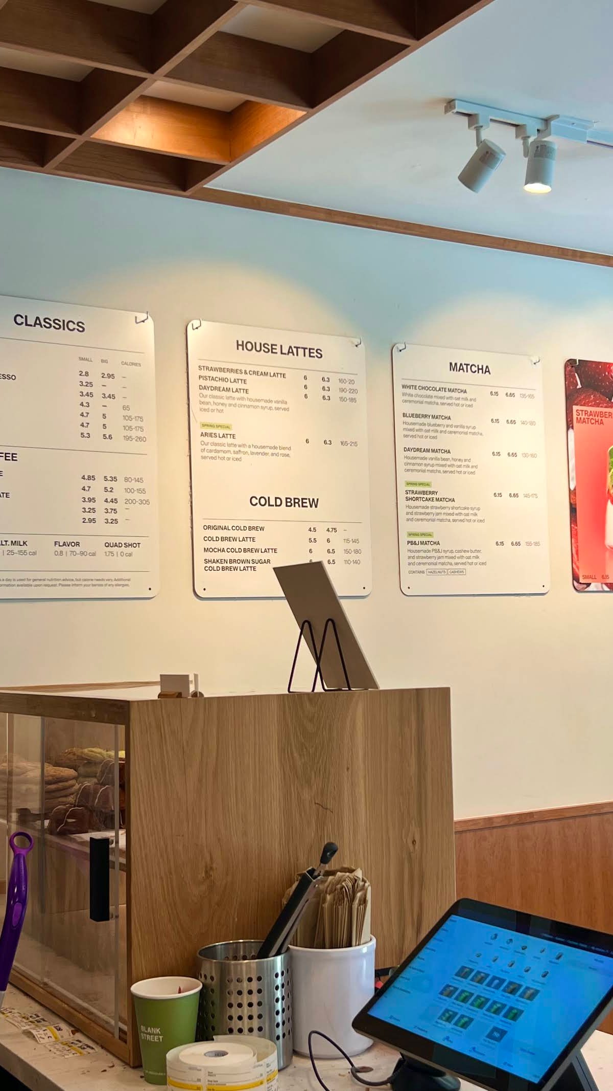 Blank Street specialty coffee shop in New York - photo 10