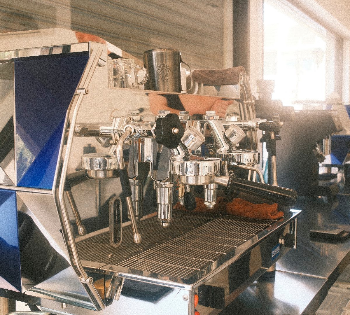 The CoffeeLab specialty coffee shop in Bangkok - photo 4
