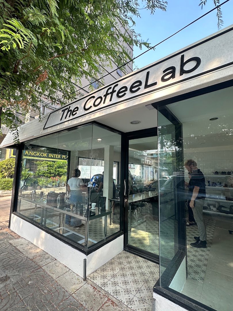 The CoffeeLab specialty coffee shop in Bangkok - photo 9