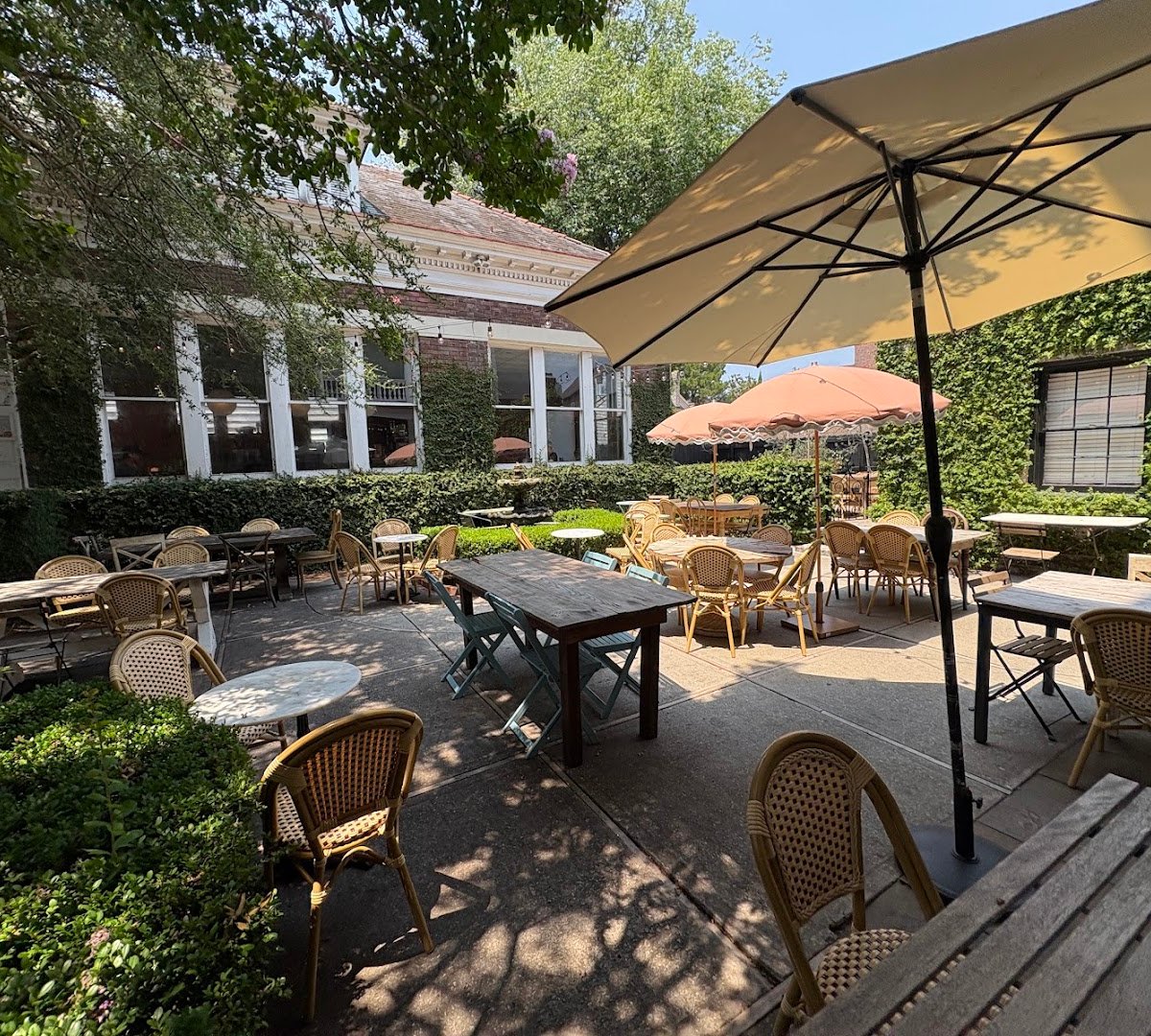 Kudu - Coffee, Craft Beer & Wine specialty coffee shop in Charleston - photo 4