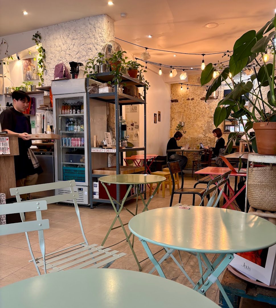 Kafeibaie specialty coffee shop in Paris - photo 2
