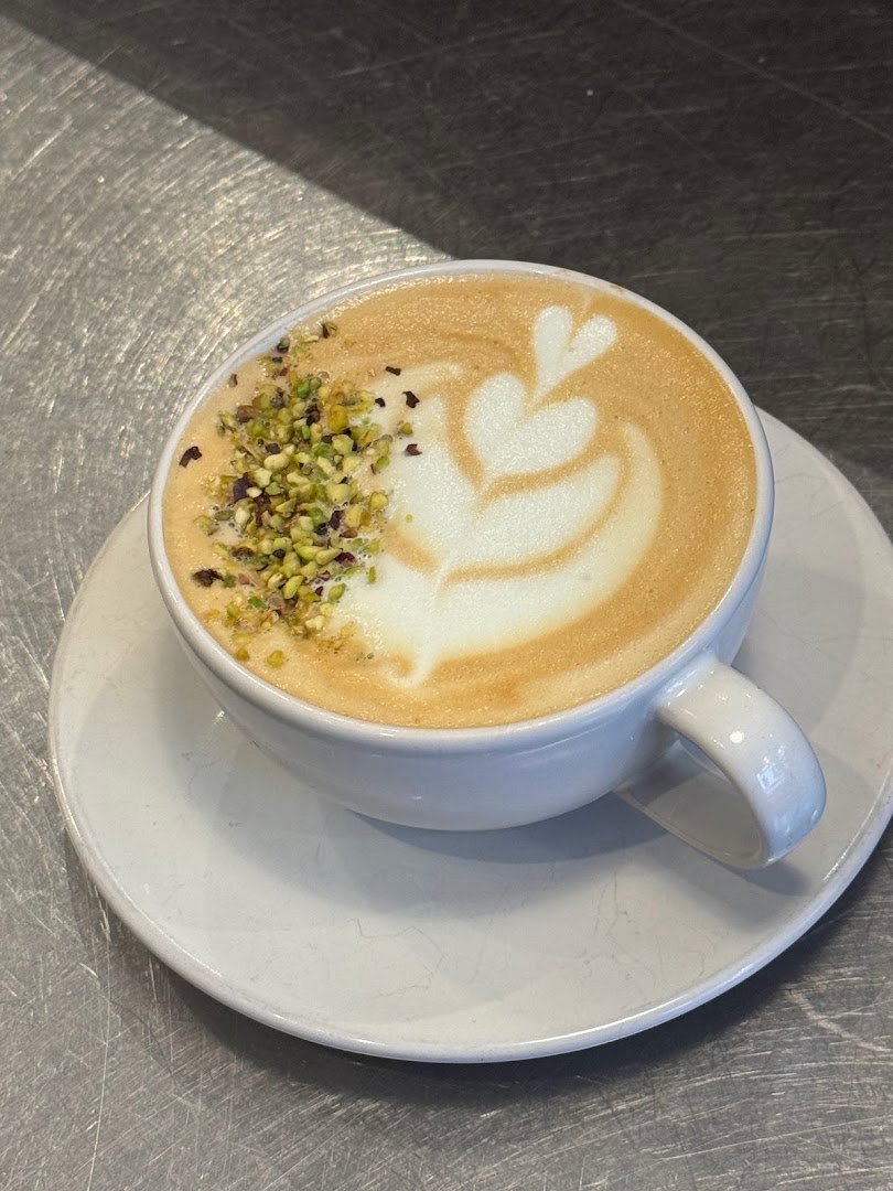 Kafeibaie specialty coffee shop in Paris - photo 5