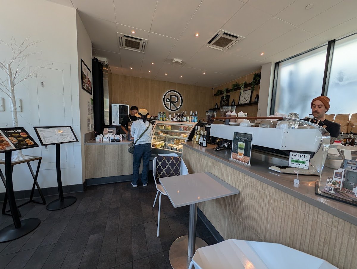 Reborn Coffee - Manhattan Village specialty coffee shop in Los Angeles - photo 3