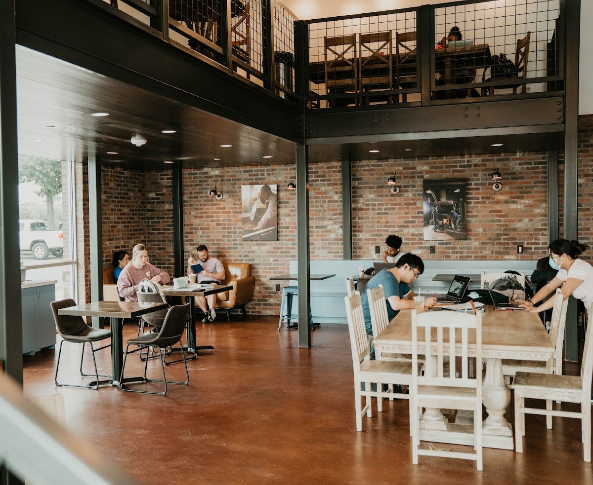 Summer Moon Coffee specialty coffee shop in Austin - photo 2