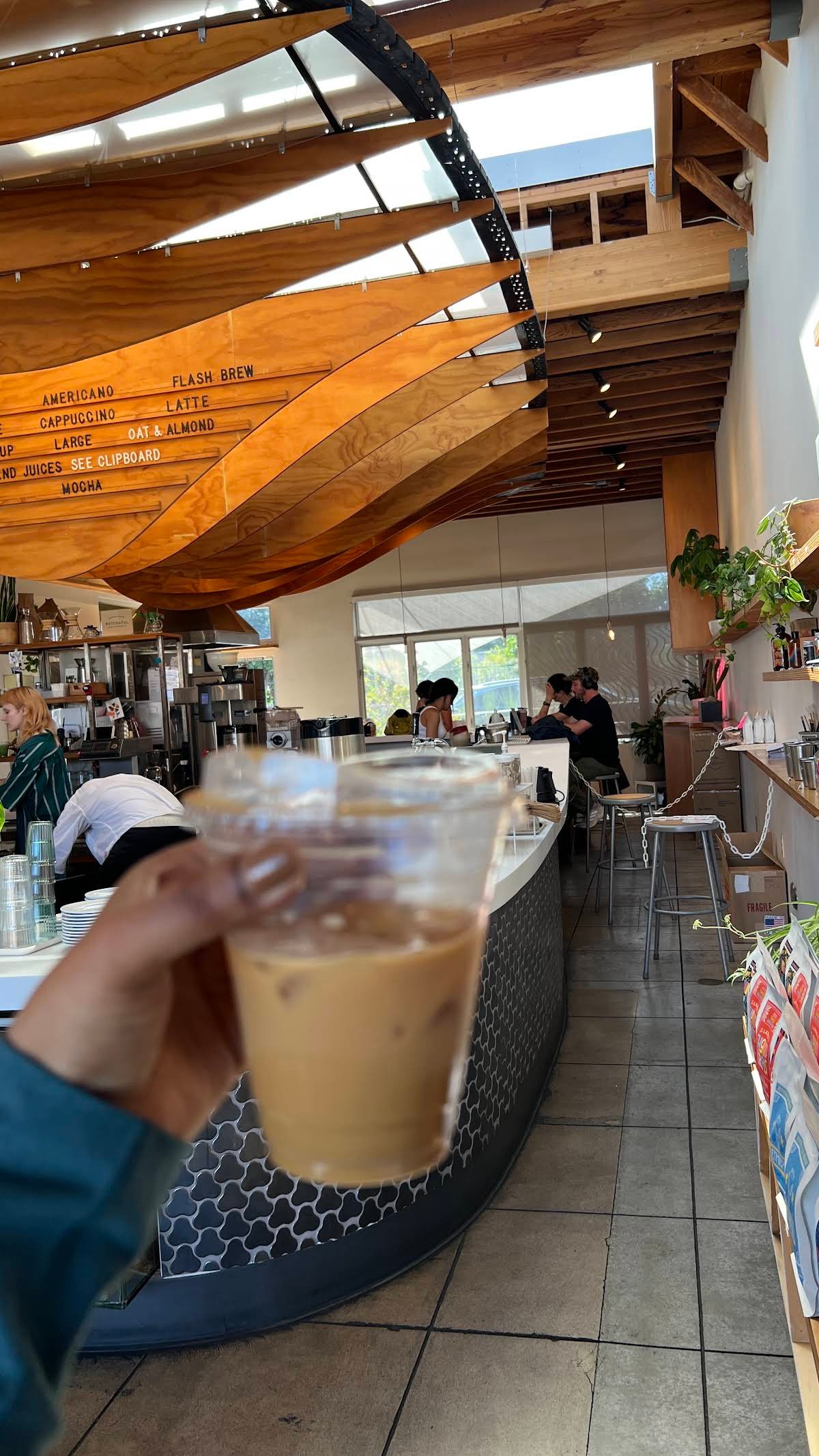 Dinosaur Coffee specialty coffee shop in Los Angeles - photo 6