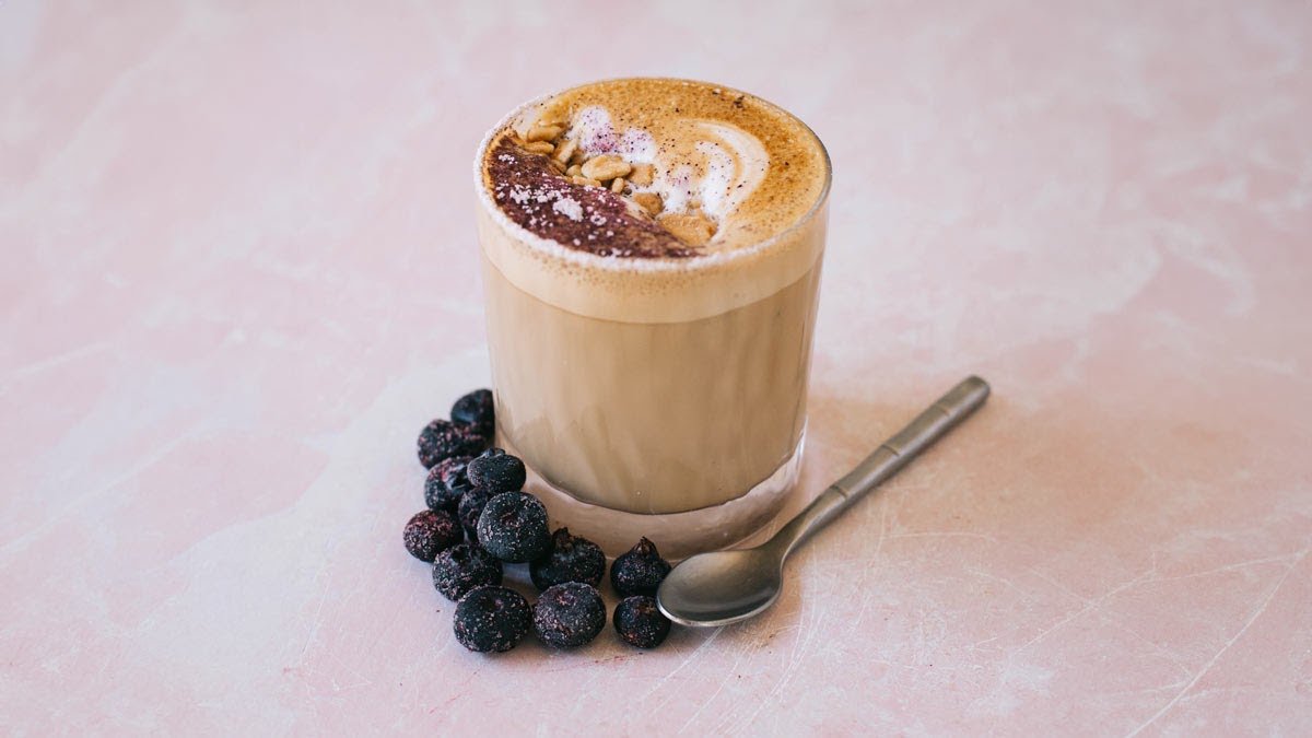 Coffee at Mostra Coffee, specialty coffee shop in San Diego