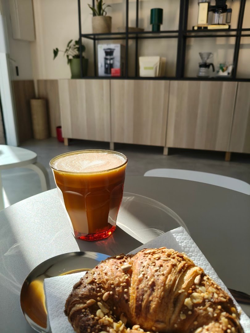 Buna - Specialty Coffee specialty coffee shop in Barcelona - photo 5