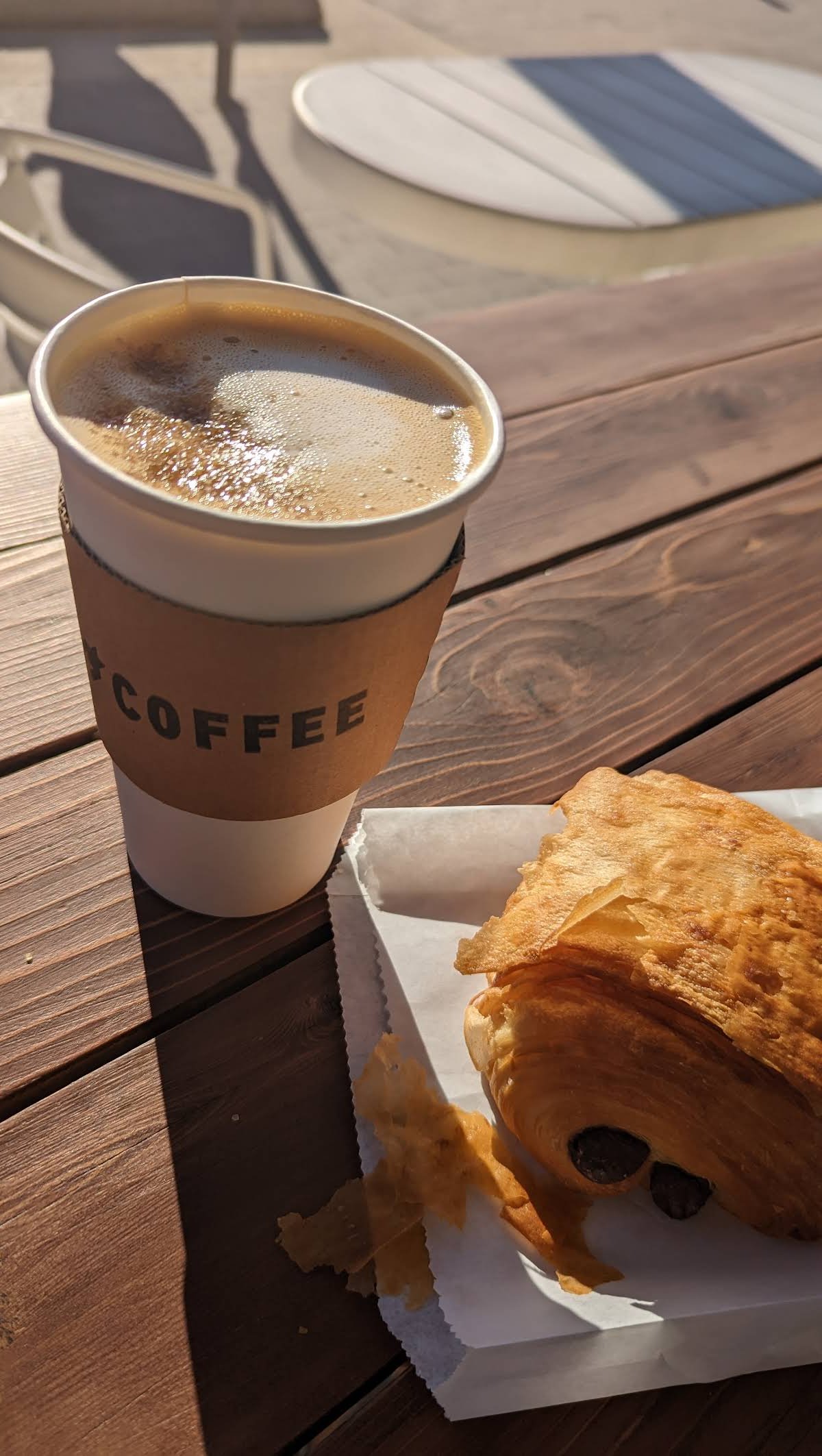 Houndstooth Coffee specialty coffee shop in Dallas - photo 10