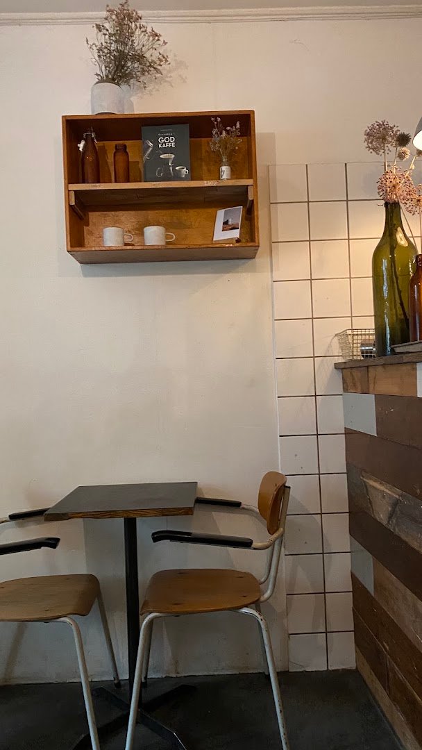 Rist specialty coffee shop in Copenhagen - photo 10