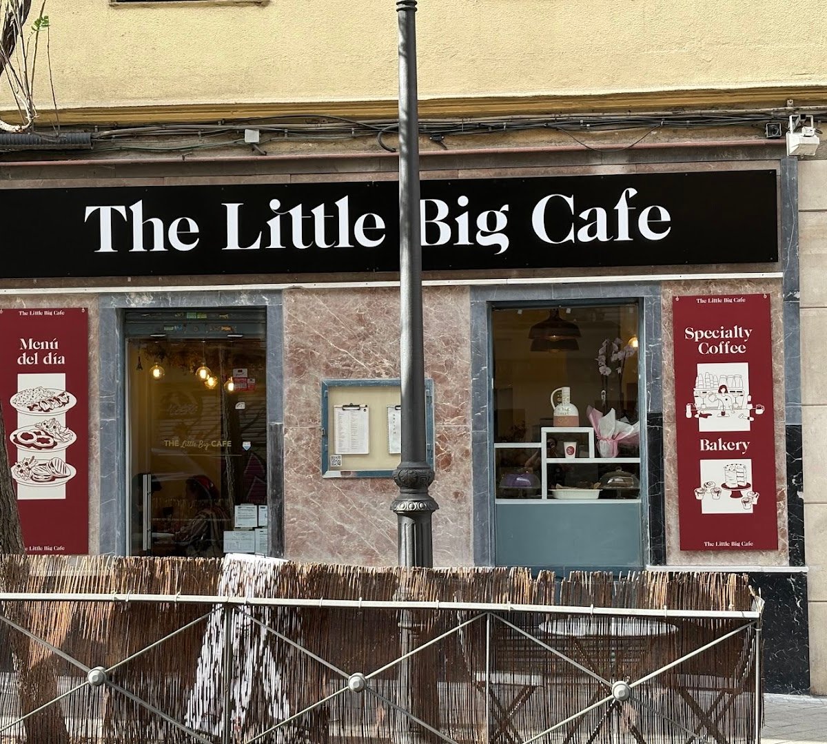 The Little Big Cafe Fernández de Los Ríos specialty coffee shop in Madrid - photo 5