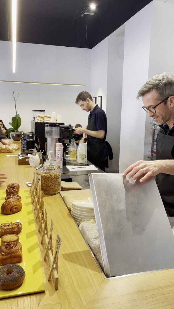 Interior of Loste Café, specialty coffee shop in Milan