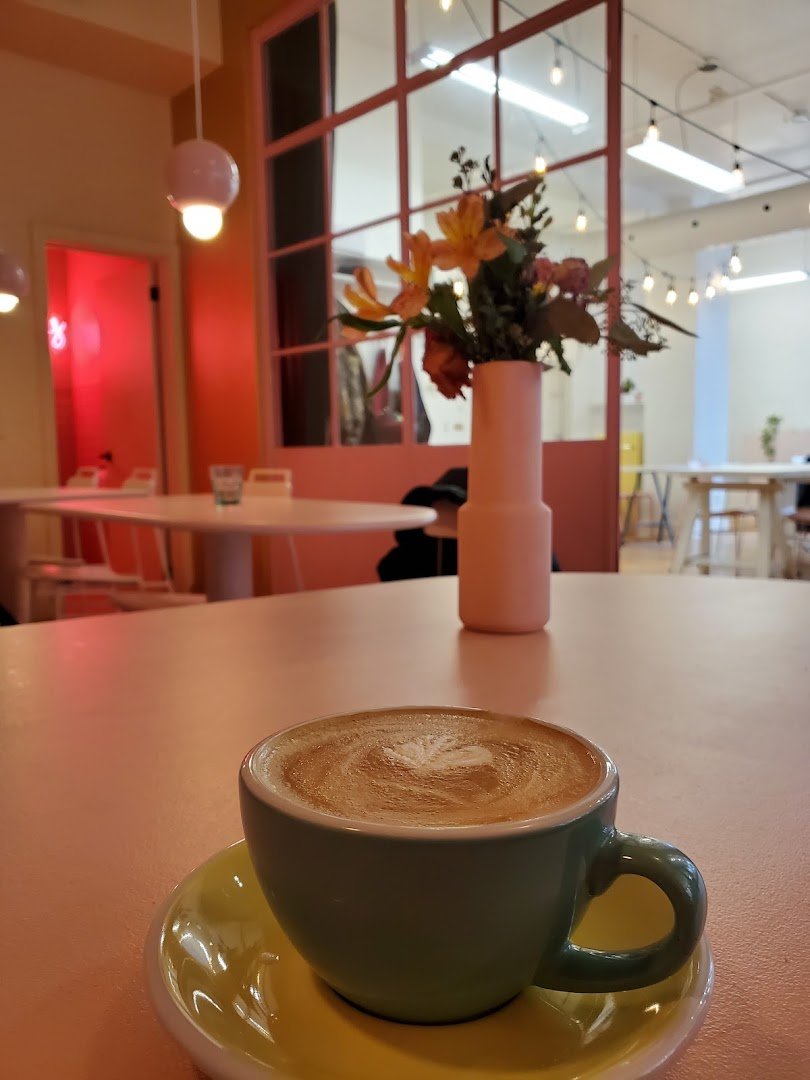 Coffee at Pastel Rita, specialty coffee shop in Montreal