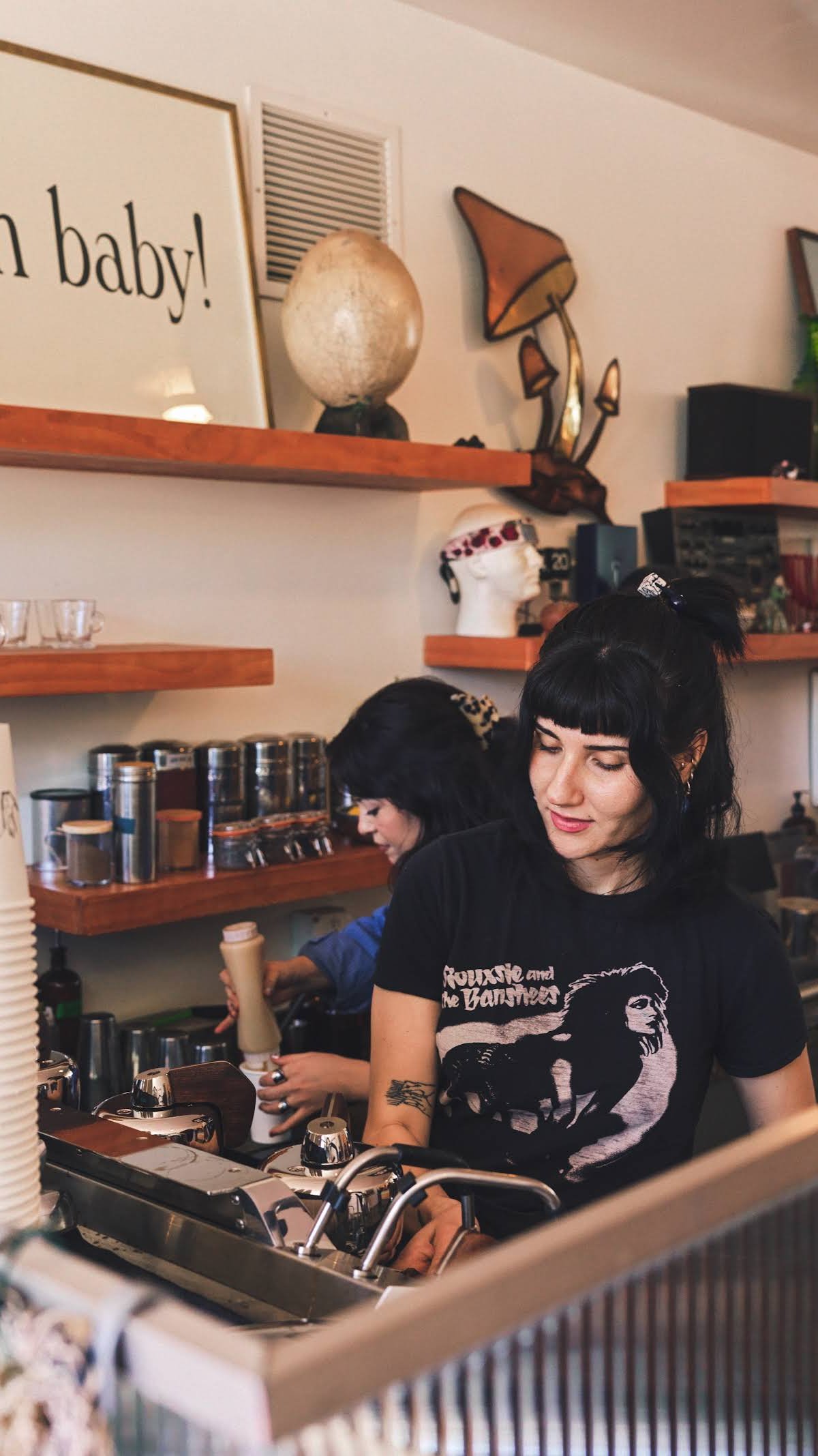 Jurassic Magic Coffee specialty coffee shop in Los Angeles - photo 9