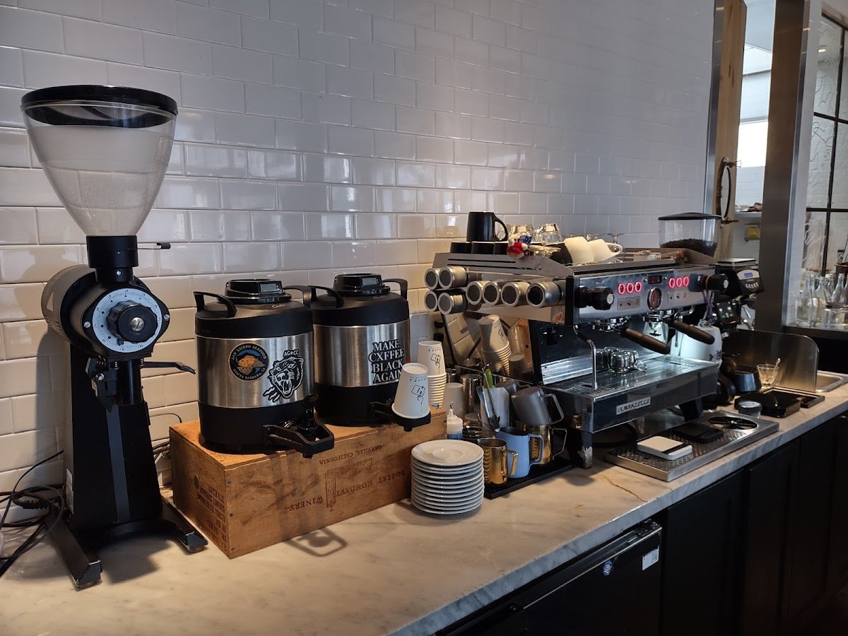 Hooked Venice specialty coffee shop in Los Angeles - photo 5