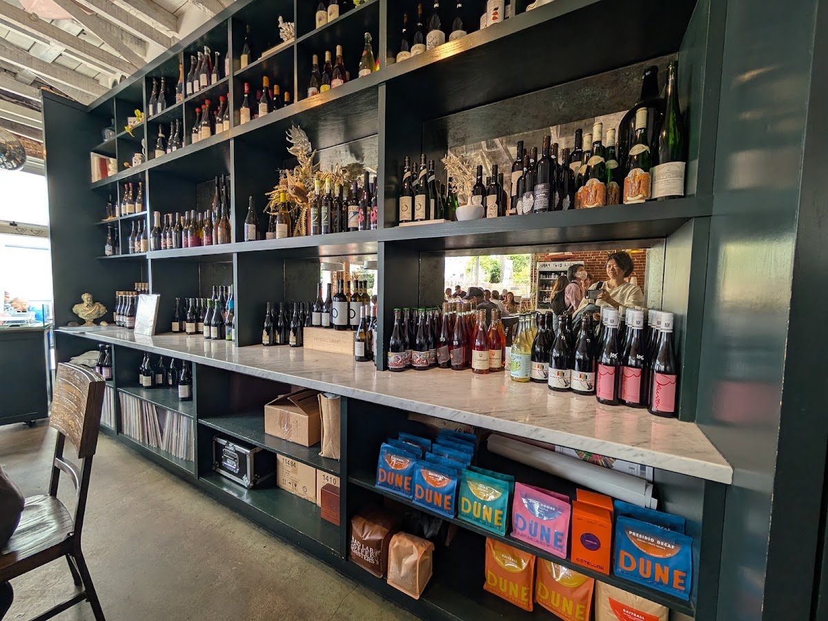 Hooked Venice specialty coffee shop in Los Angeles - photo 6