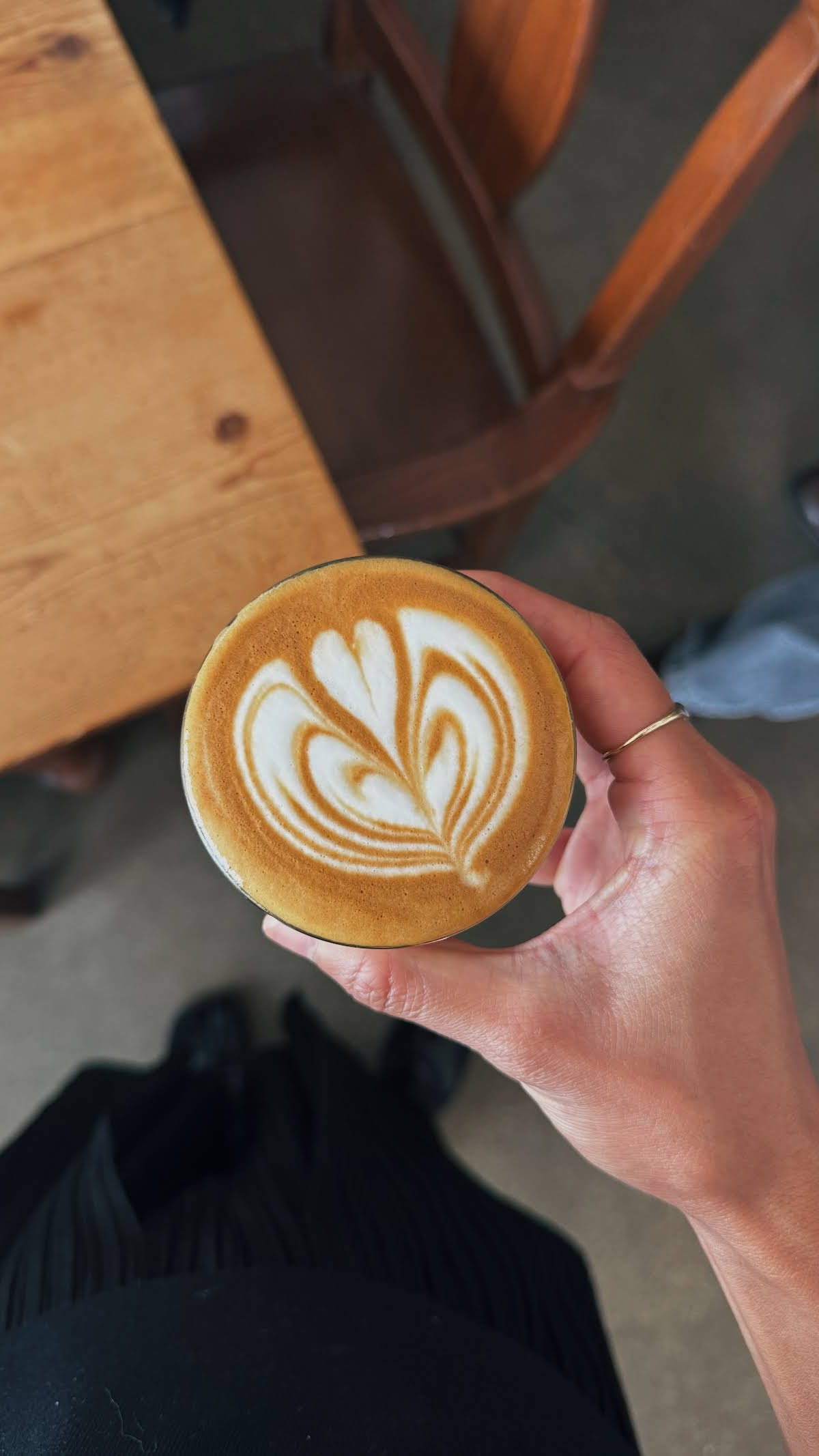 Hooked Venice specialty coffee shop in Los Angeles - photo 9