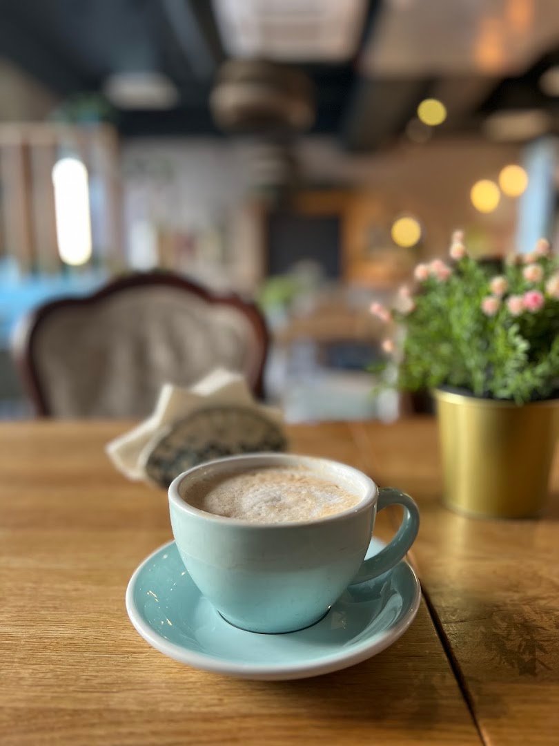 Coffee at Ach Cafe, specialty coffee shop in Warsaw