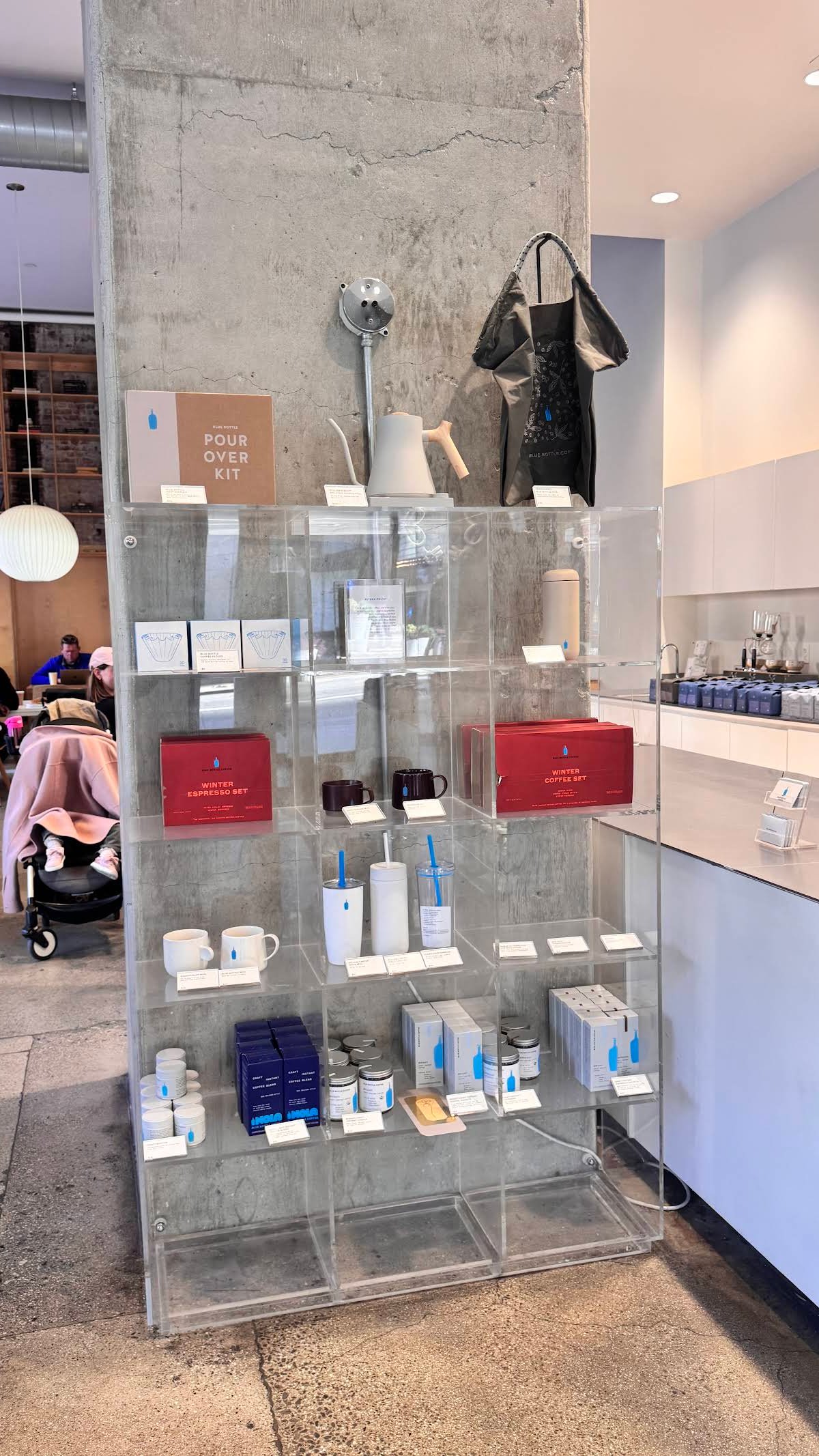 Blue Bottle Coffee specialty coffee shop in Los Angeles - photo 12