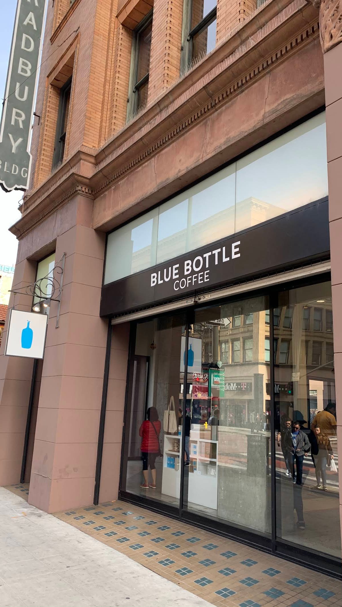 Blue Bottle Coffee specialty coffee shop in Los Angeles - photo 15