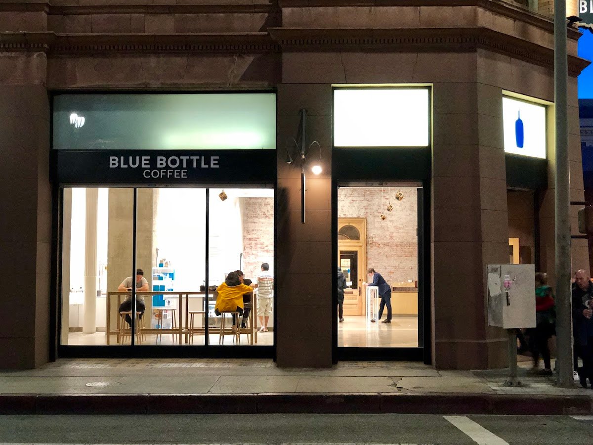 Blue Bottle Coffee specialty coffee shop in Los Angeles - photo 2