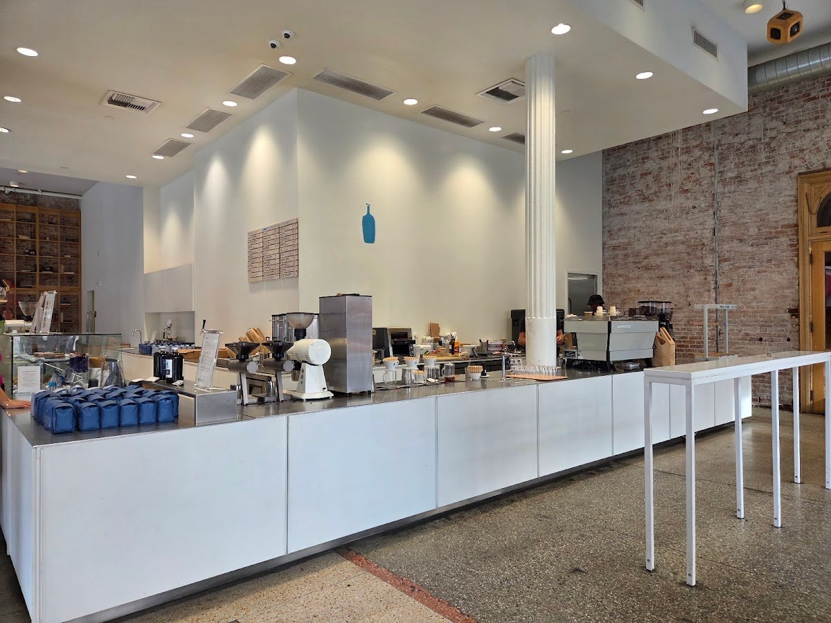 Blue Bottle Coffee specialty coffee shop in Los Angeles - photo 6