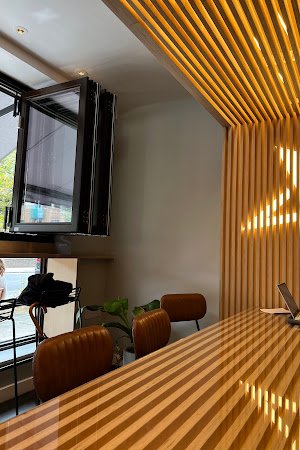 Velasquez and Van Wezel specialty coffee shop in London - photo 13