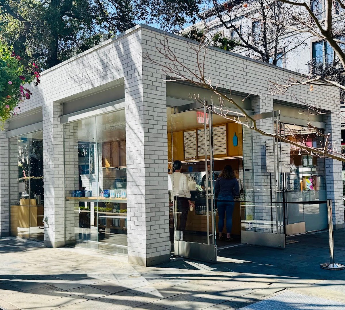 Storefront of Blue Bottle Coffee, specialty coffee shop in San Jose