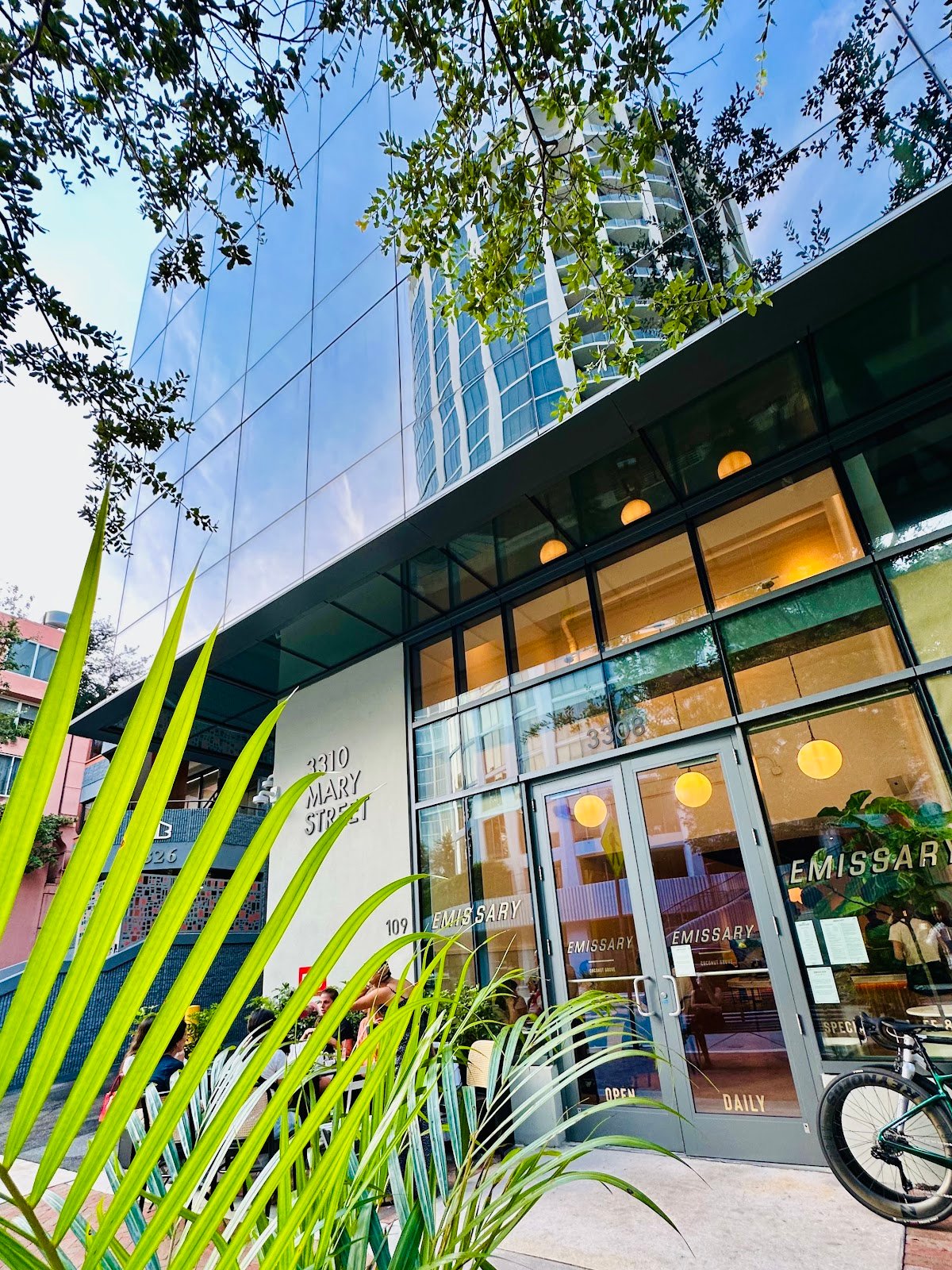 EMISSARY CAFE specialty coffee shop in Miami - photo 4