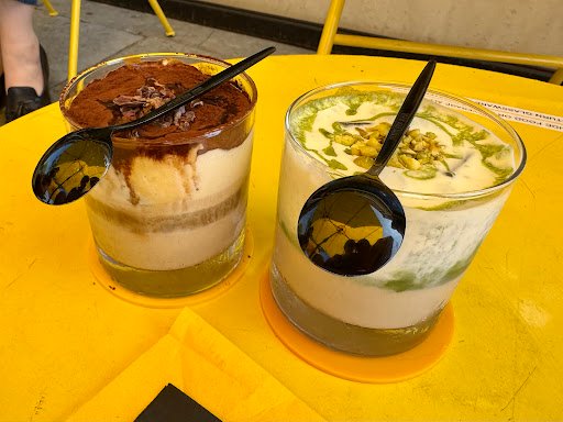 Loquat Coffee specialty coffee shop in Los Angeles - photo 10