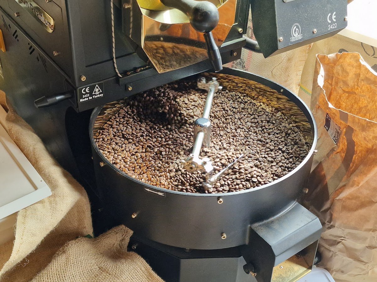 Arise Coffee Roasters specialty coffee shop in London - photo 6