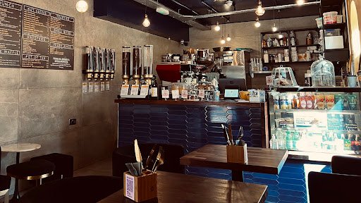 Arise Coffee Roasters specialty coffee shop in London - photo 9