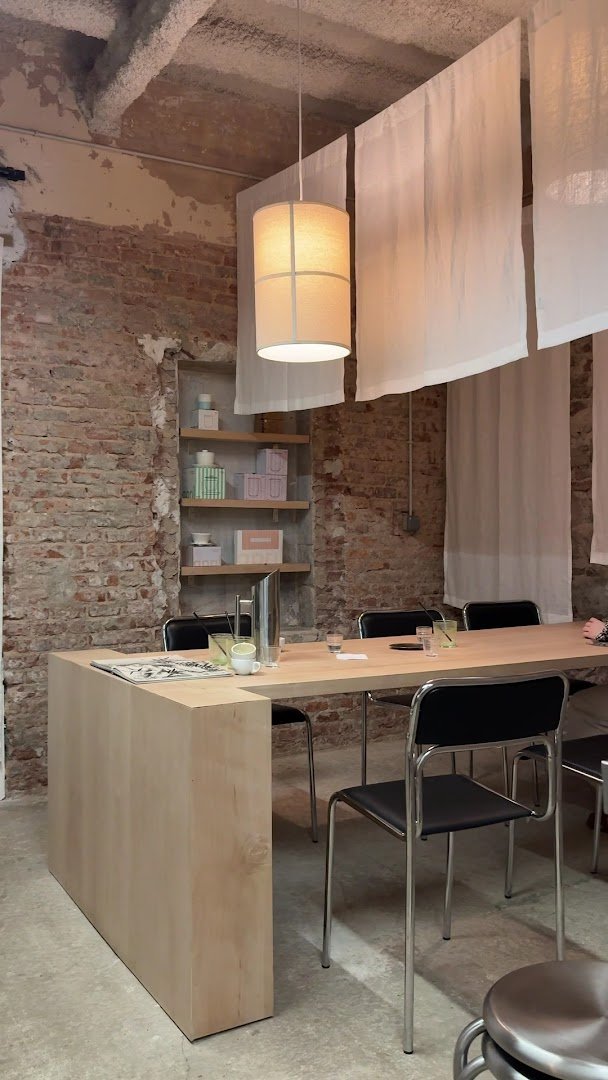 Otsu specialty coffee shop in Barcelona - photo 8