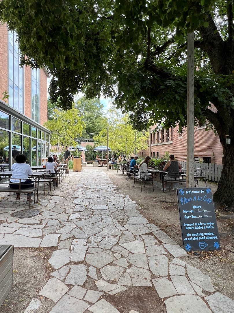 Plein Air Cafe specialty coffee shop in Chicago - photo 6