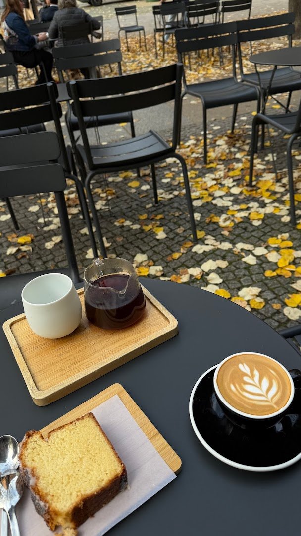 The Barn Café Potsdamer Platz specialty coffee shop in Berlin - photo 11