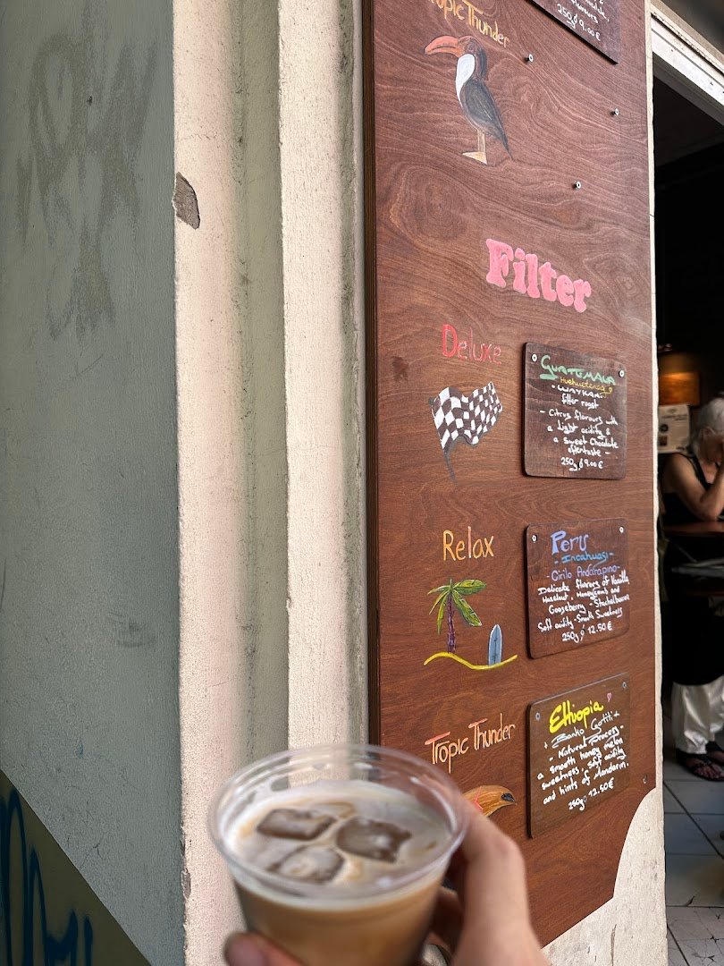 DoubleEye specialty coffee shop in Berlin - photo 8