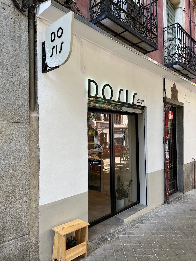 DOSIS CAFE specialty coffee shop in Madrid - photo 8