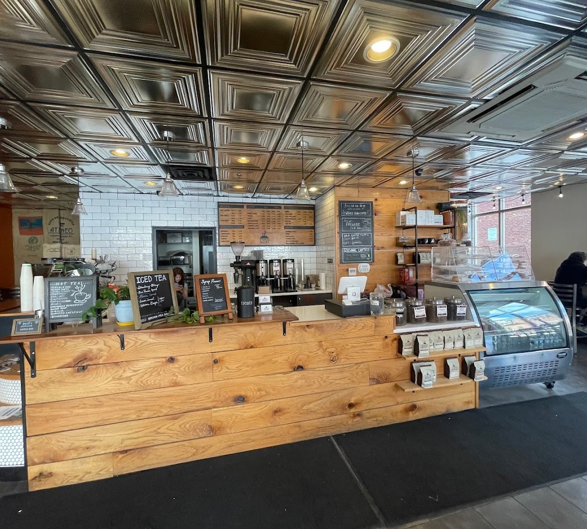 Roaming Goat Coffee specialty coffee shop in Columbus - photo 13