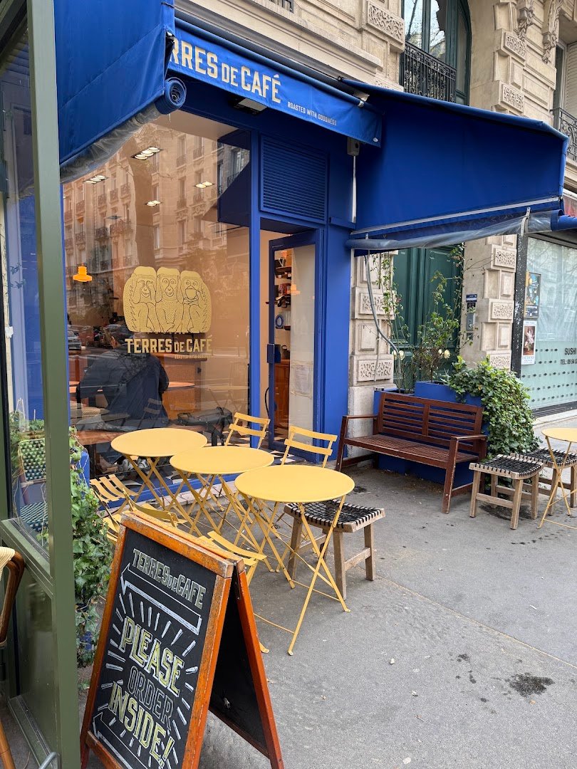 Terres de Café specialty coffee shop in Paris - photo 6